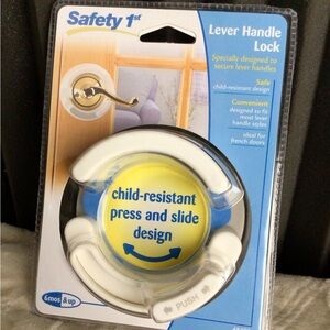 Safety 1st Lever Handle Lock Press & Slide Design Fists Most Lever Handles NEW!